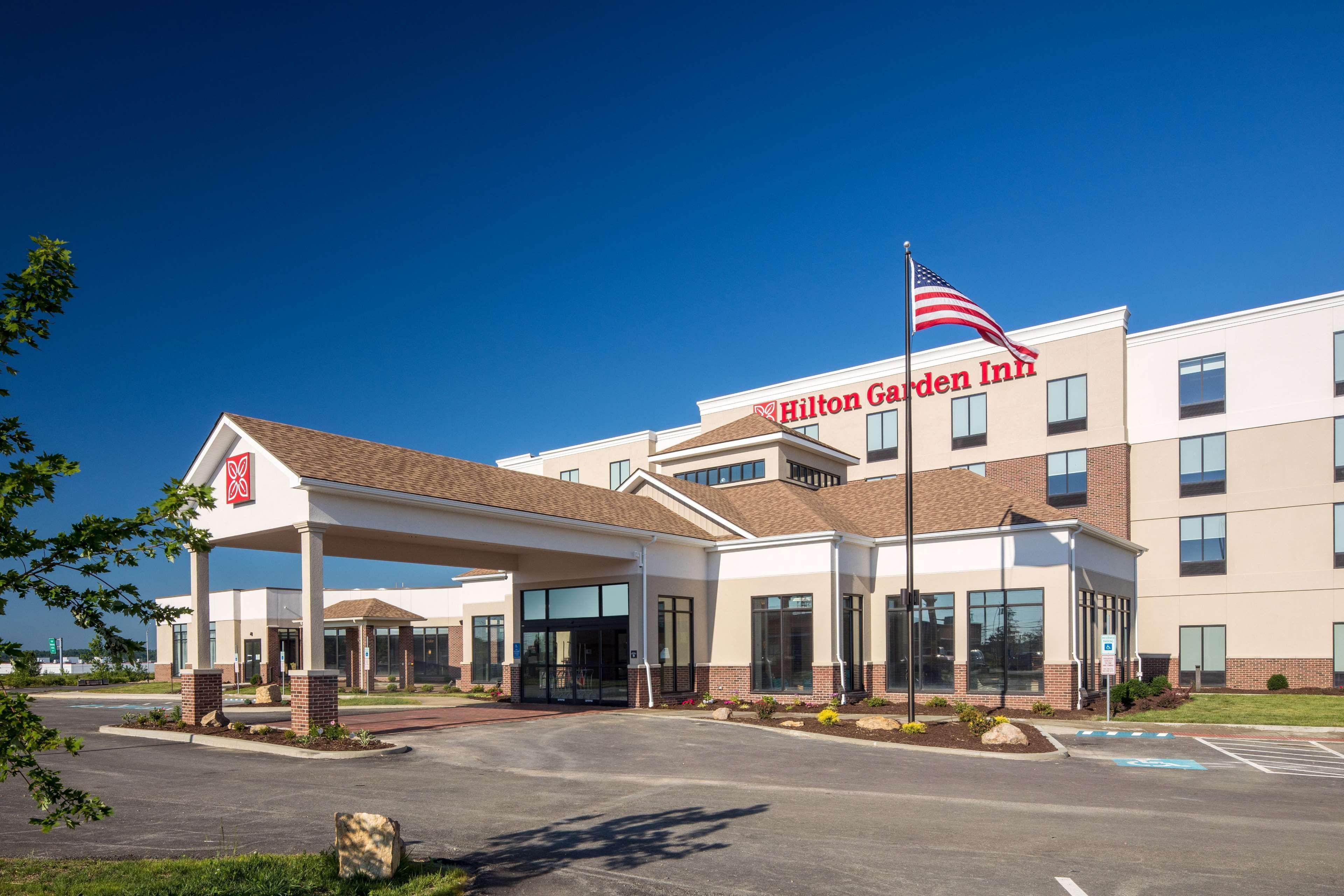 Hilton Garden Inn Pittsburgh Airport Moon Township Exterior photo