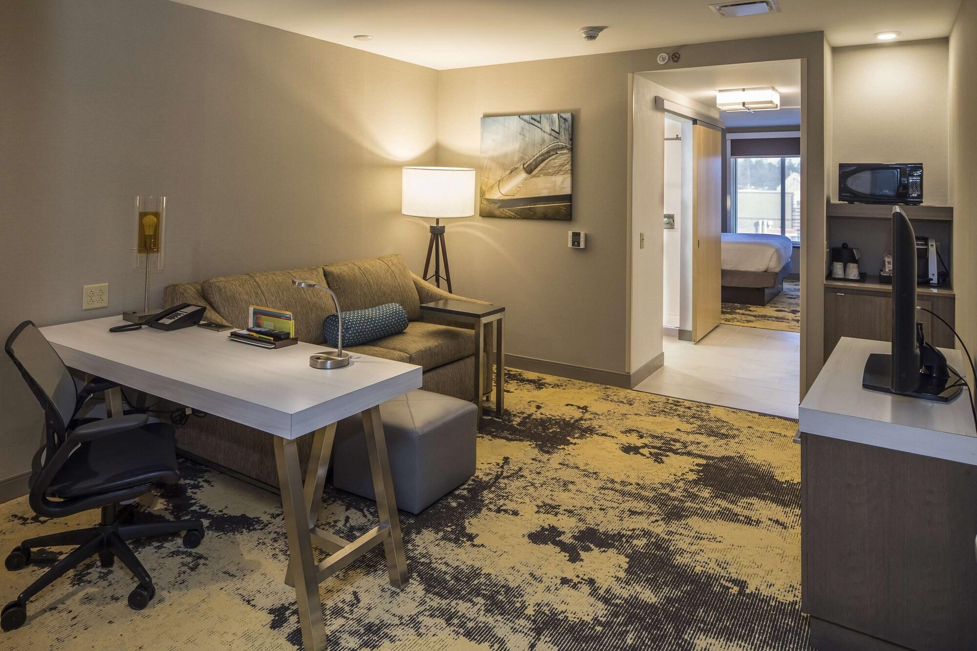 Hilton Garden Inn Pittsburgh Airport Moon Township Exterior photo